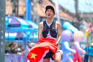 BIB: 
                            <button type="button" onclick="openModal(24882644)" class="btn btn-primary btn-sm float-right btn-popup" data-toggle="modal" data-target=".modal-high-quality">
                        <i class="fas fa-shopping-cart"></i> Add to Cart
                    </button>
                                            <button type="button" onclick="isThisMe(24882644, true)" class="btn btn-success btn-sm float-right btn-popup btn-isme hidden" data-toggle="tooltip" data-placement="bottom" title="นี่คือรูปของคุณใช่ไหม คลิกที่นี่เพื่อเอาเข้าอัลบั้ม">
                        <i class="fas fa-plus"></i> Add to album
                    </button>
                    <button type="button" onclick="isThisMe(24882644, false)" class="btn btn-warning btn-sm float-right btn-popup btn-isnotme hidden">
                        <i class="fas fa-ban"></i> Remove from album
                    </button>